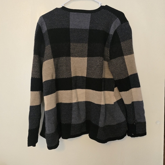 Pendleton Black and Tan Cardigan Sweater - Picture 3 of 5